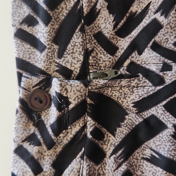 Greenwich Square NWT Black & Gray Skirt - Picture 5 of 7